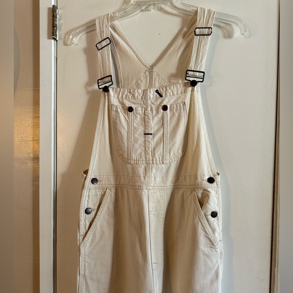 Doen Myrtle Overalls in Oatmilk - Picture 4 of 9